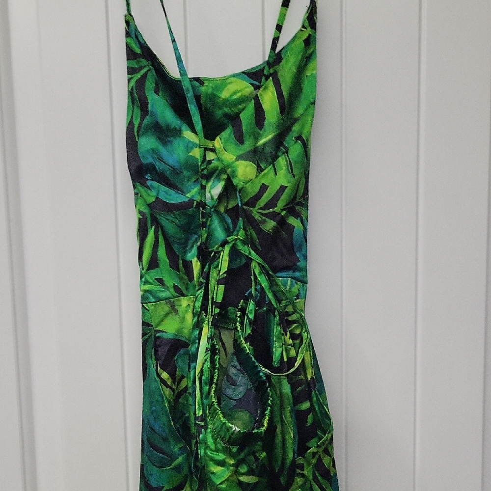 Haute Monde Green Leaf Pattern Jumpsuit